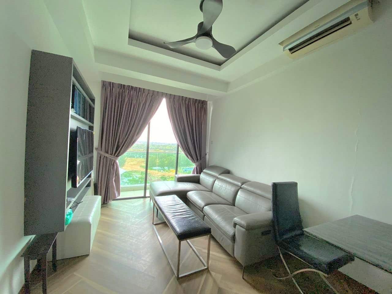 Condo Crescent Bay Suites 2