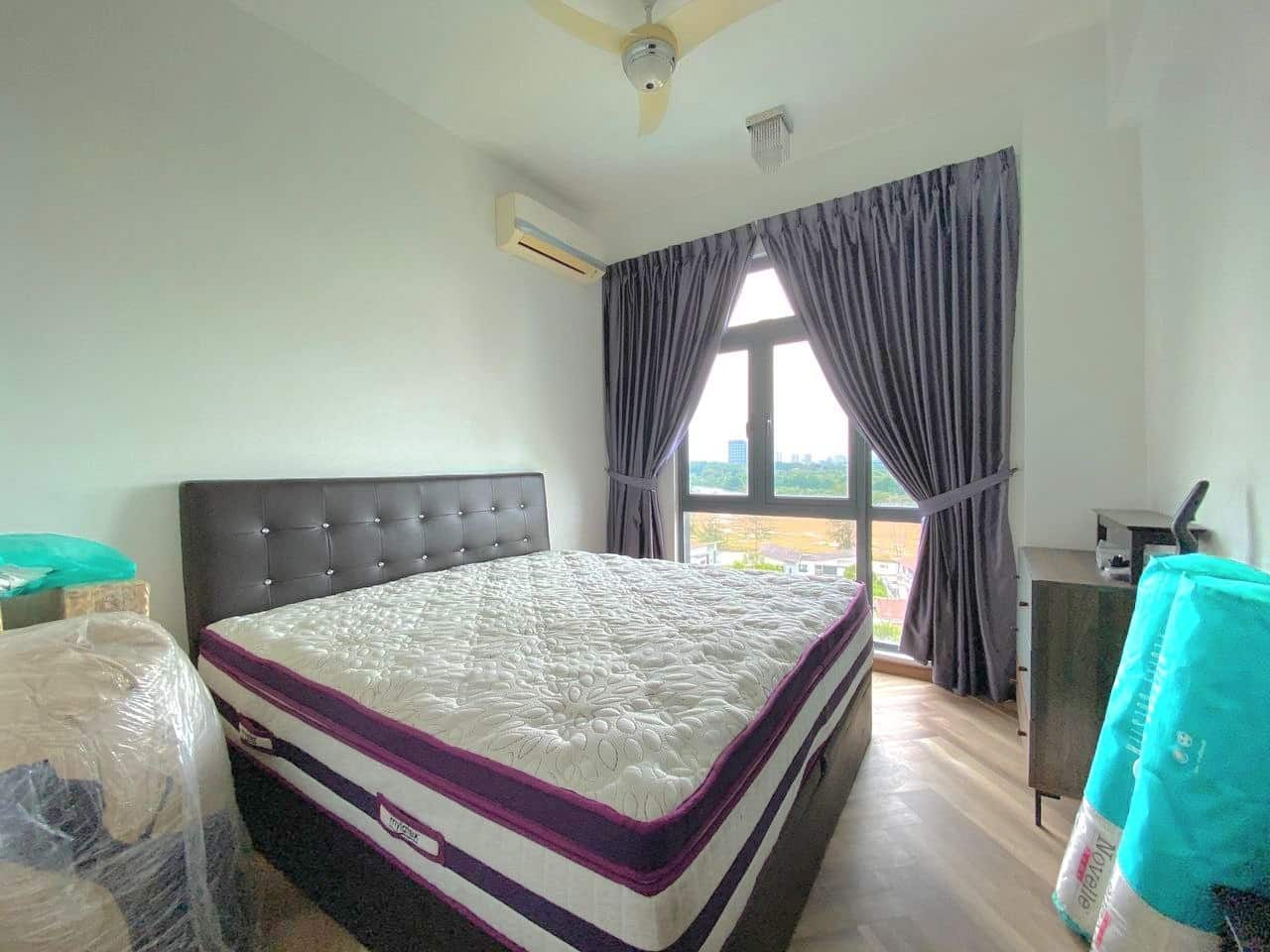 Condo Crescent Bay Suites 8
