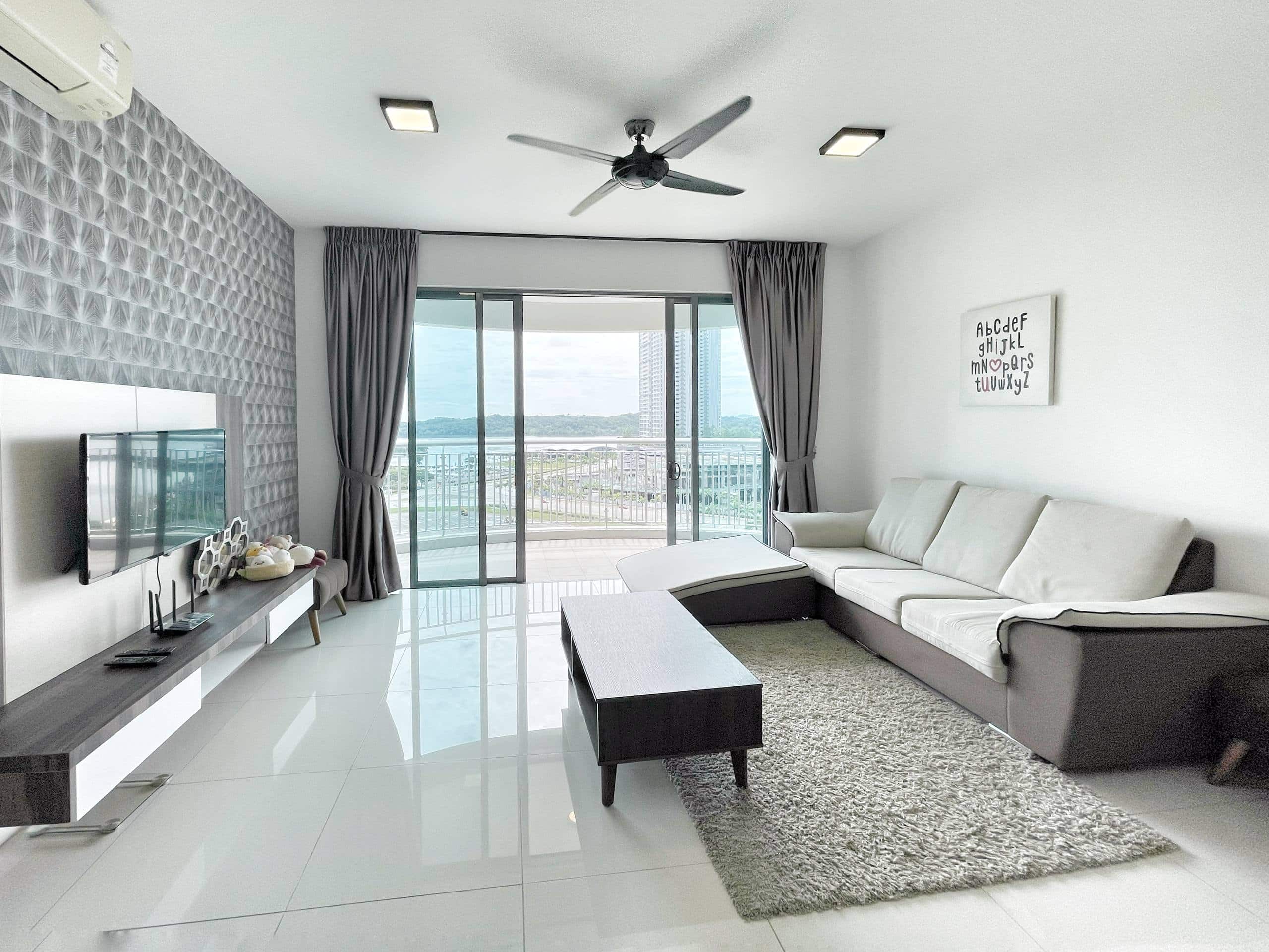 Condominium Puteri Harbour