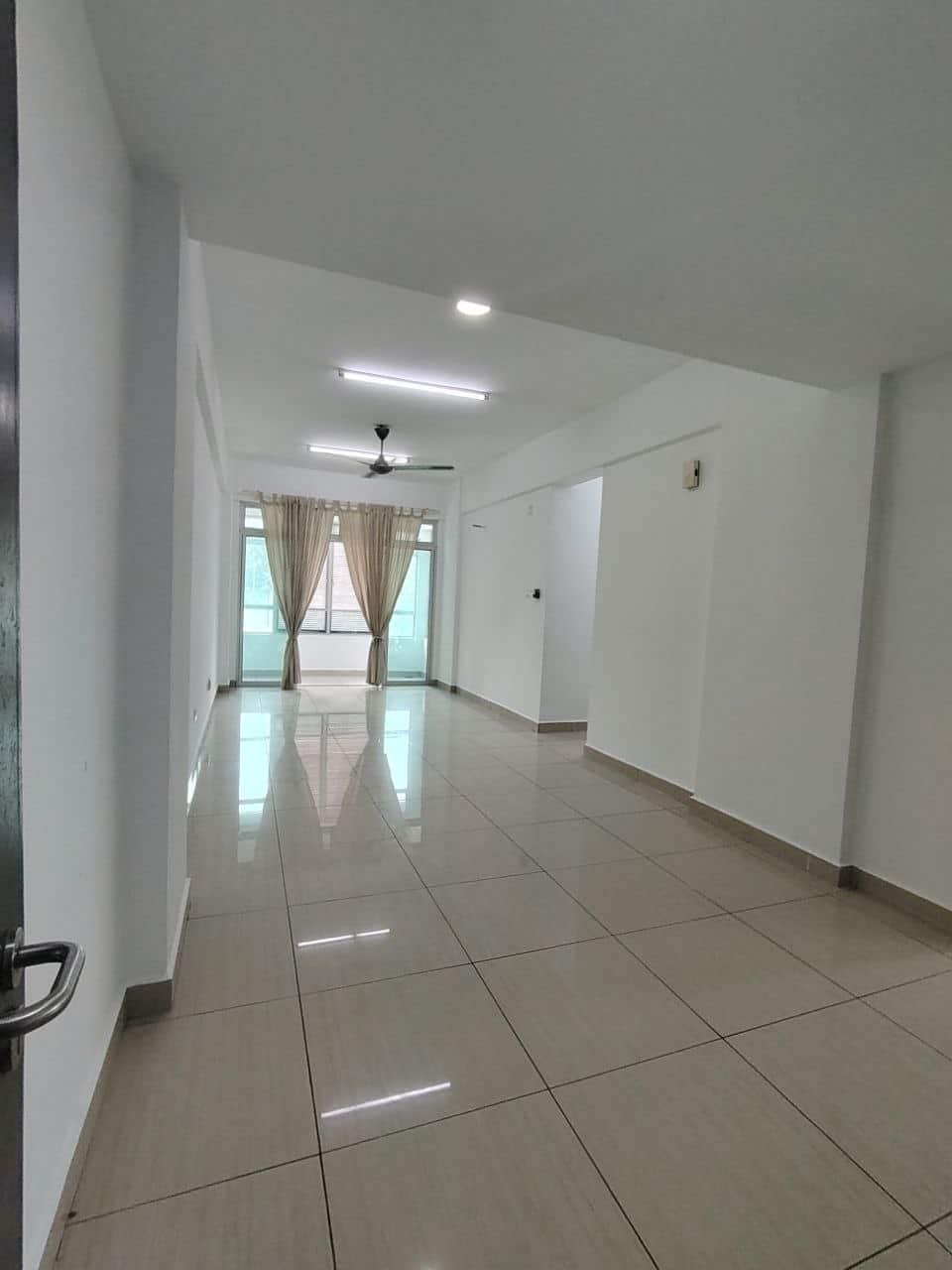 Corner unit Midori Green Apartment 2