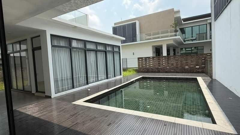 2 Storey Bungalow Noble Park @ East Ledang 4