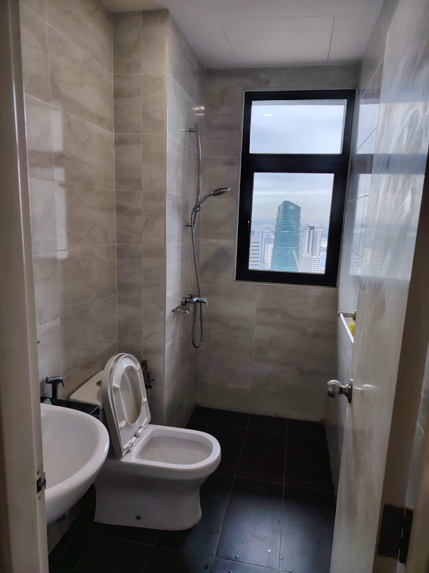 Dual-Key SKS Pavillion Residences 7