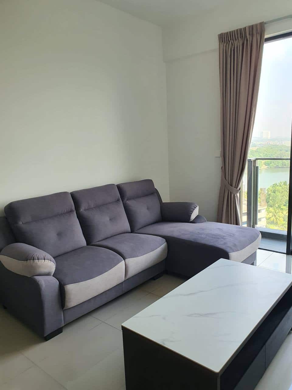 Condominium Bay Vista Tiara
