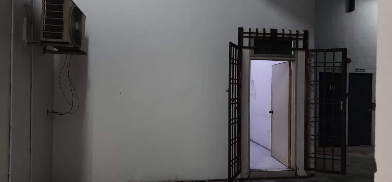 Ground Floor Shop (Intermediate Lot) Desa Tebrau 8