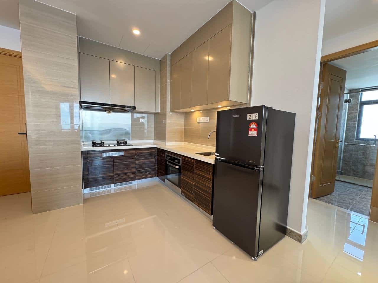 Condo R&F Princess Cove 7