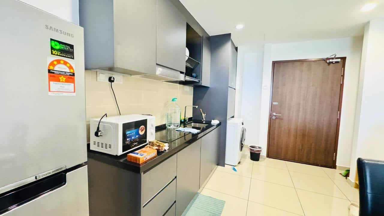 Condominium Puteri Harbour 6