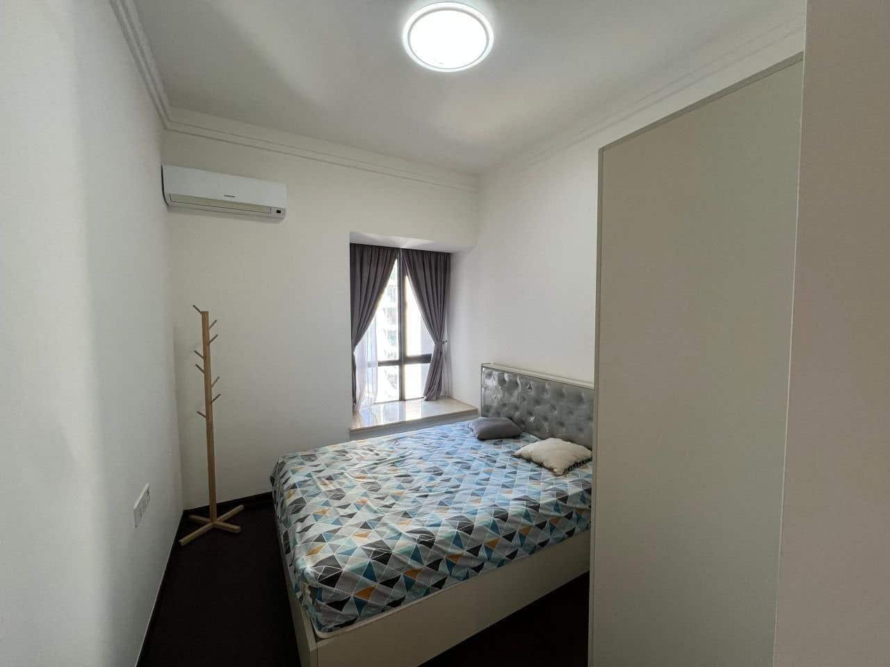 Condominium R&F Princess Cove 8
