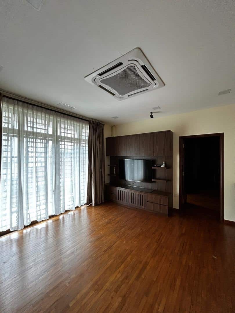 2.5 sty Semi-Detach Jalan Abdul Samad 3