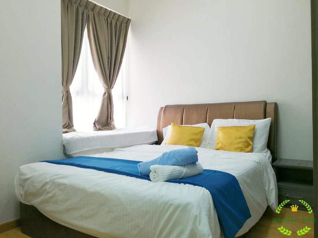 Condo Bay Point Country Garden Danga Bay 3