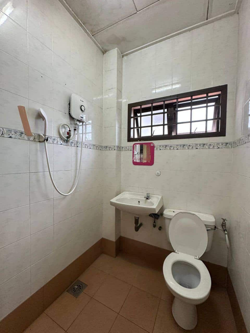 2-Storey Terrace Taman Pelangi 9