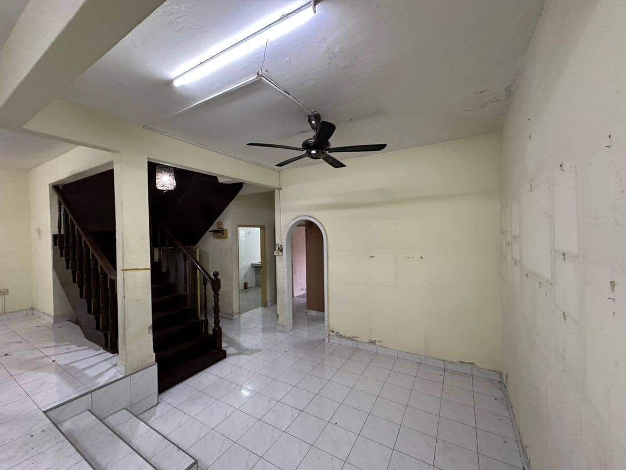 2-Storey Terrace Taman Pelangi 11