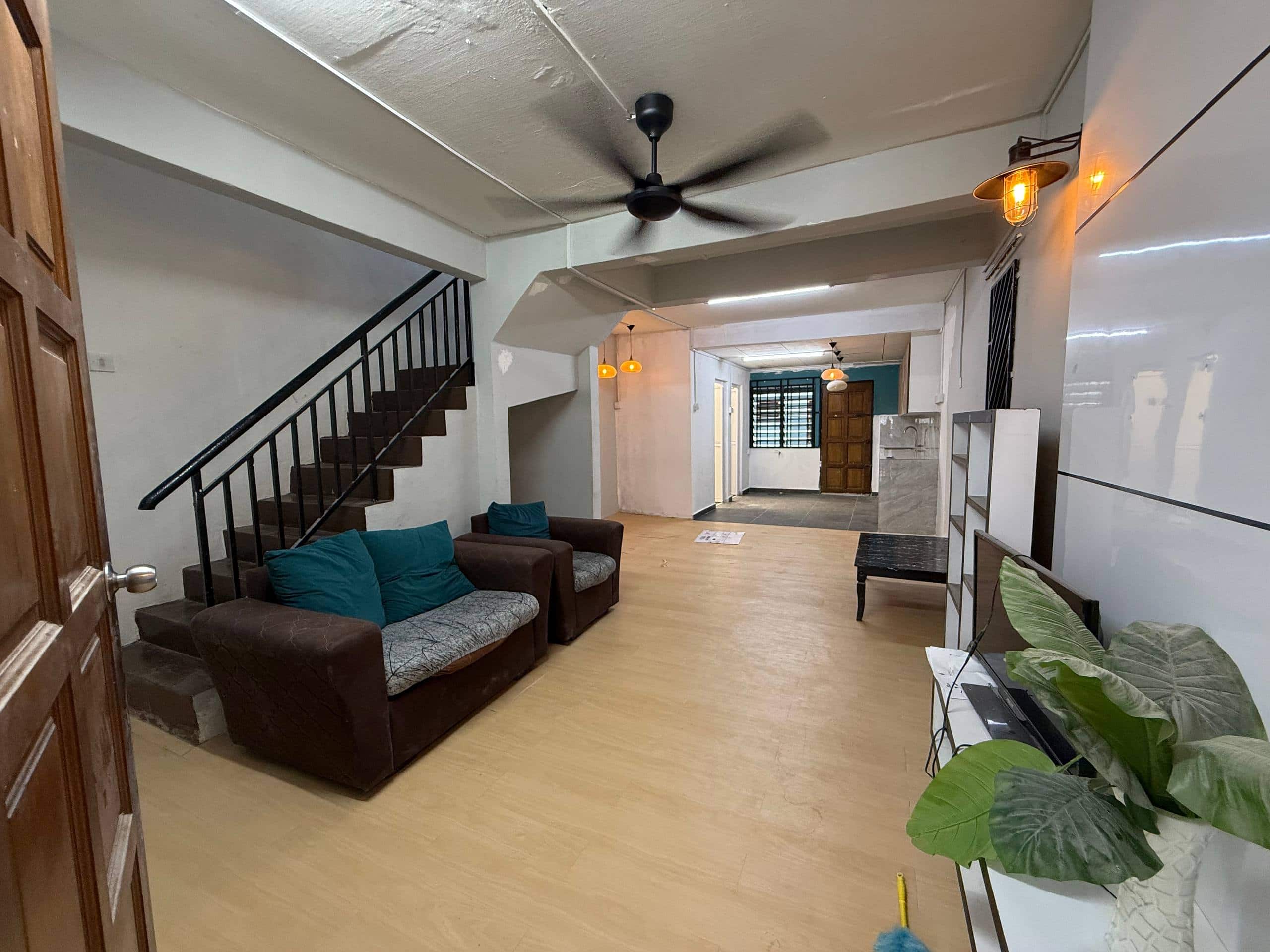 2 Storey Low Cost 14x55 Endlot Jalan Hang Jebat