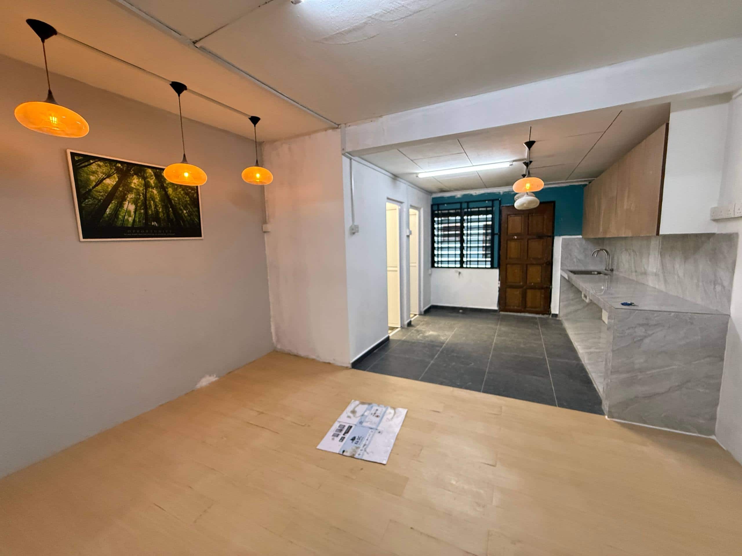 2 Storey Low Cost 14x55 Endlot Jalan Hang Jebat 3