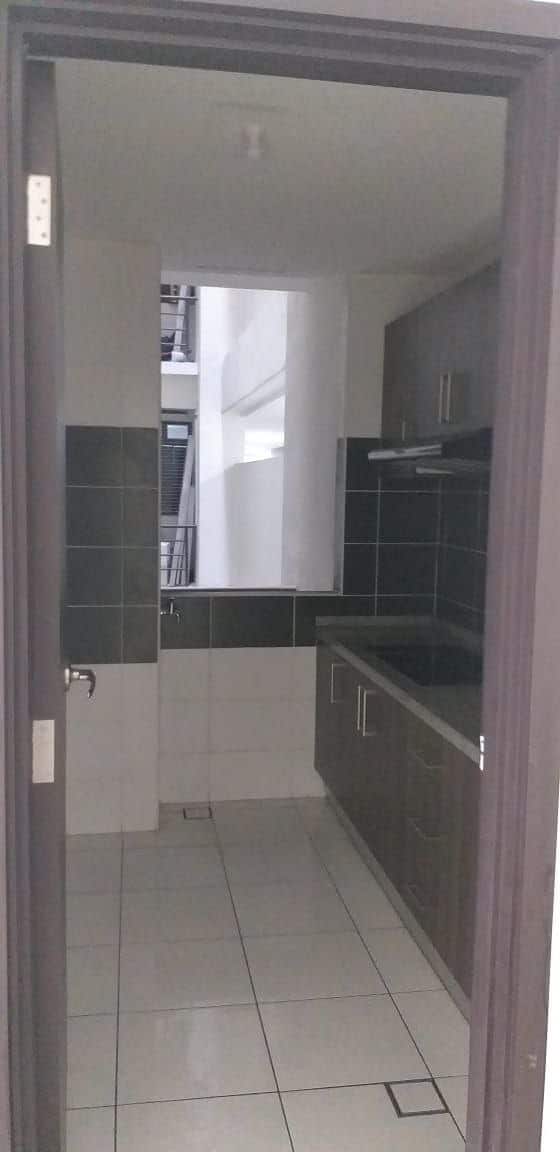 2-bedroom Amberside @ Danga Bay 7