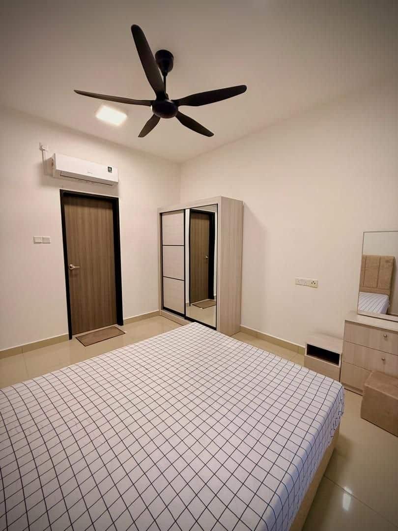 Condo Trellis Residence JB Town 3