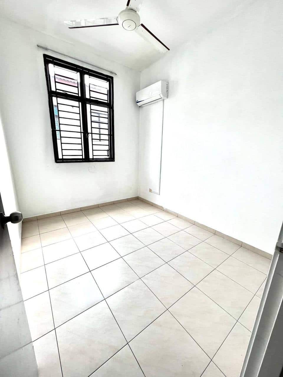 Double Storey Bukit Indah 4