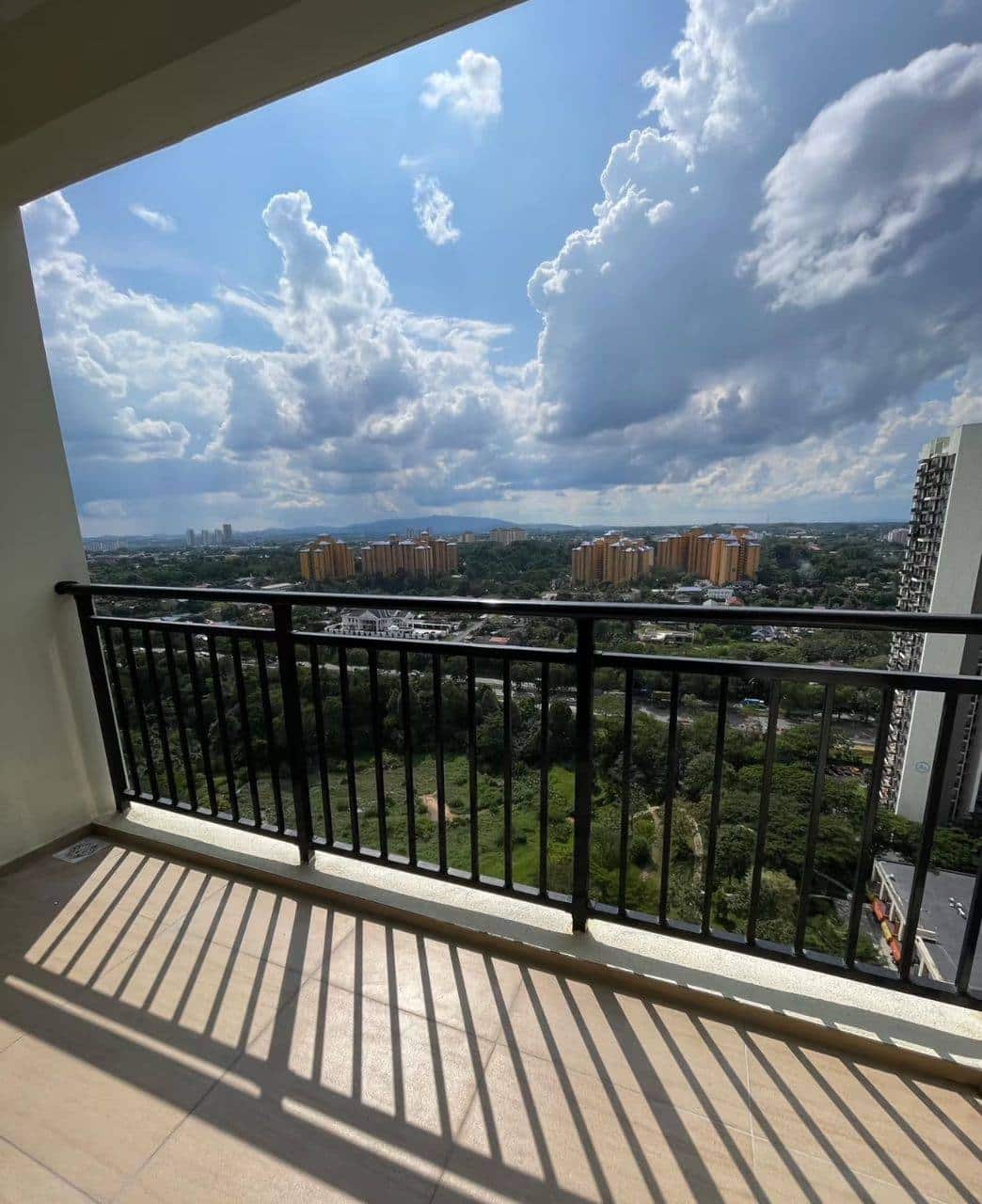 Condominium Central Park @ Tampoi 3