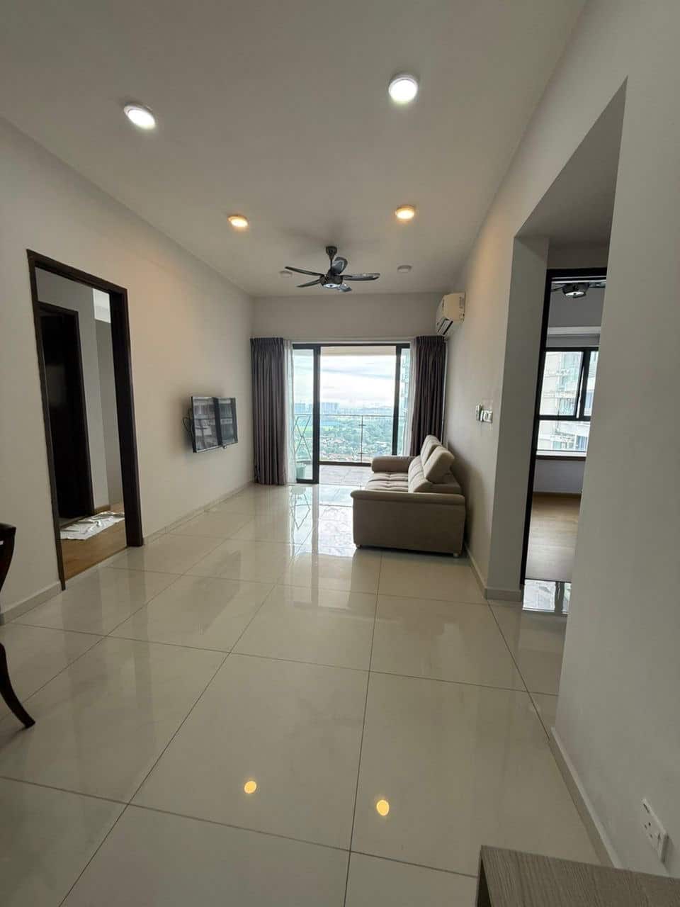 Service Apartment Royal Strand