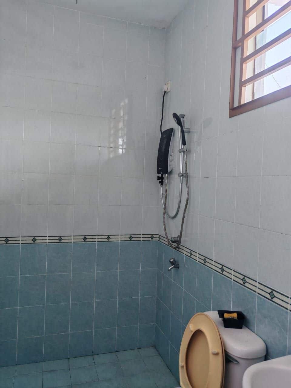 House Taman Abad 8