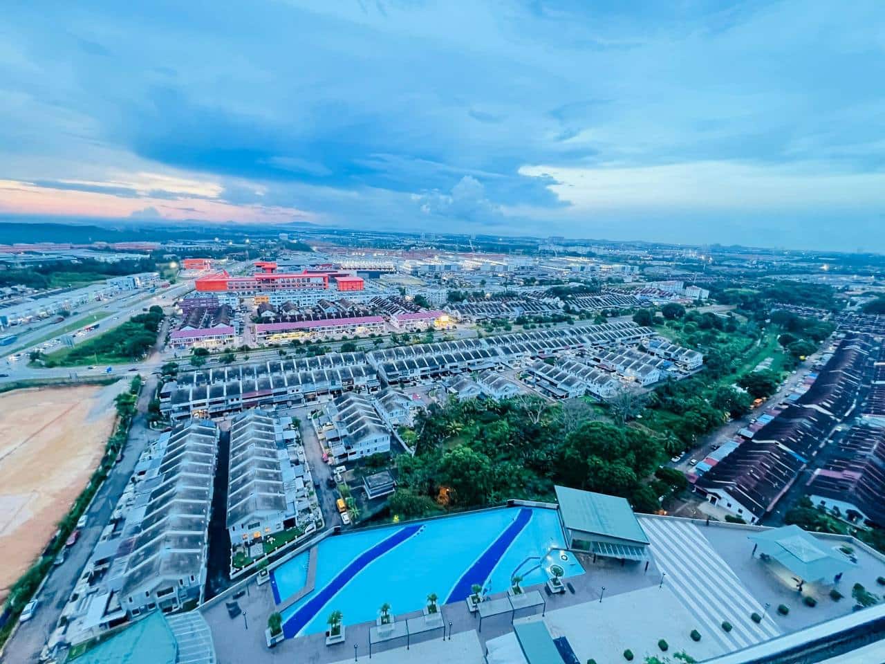 Room Trellis Residences