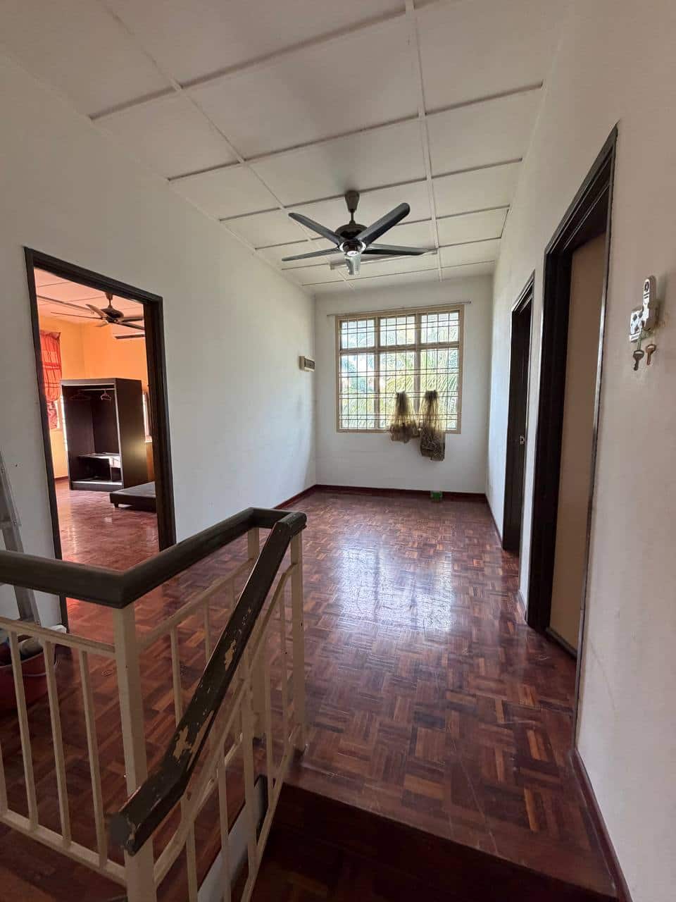 Double Storey Terrace Corner Jalan Setia Indah 2