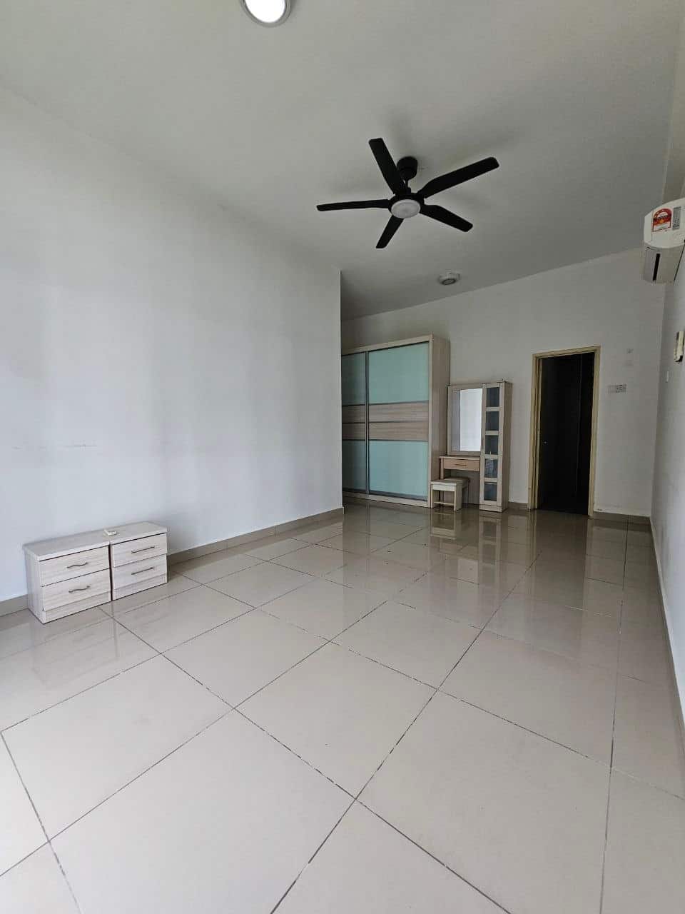 Apartment Palazio Mount Austin 3