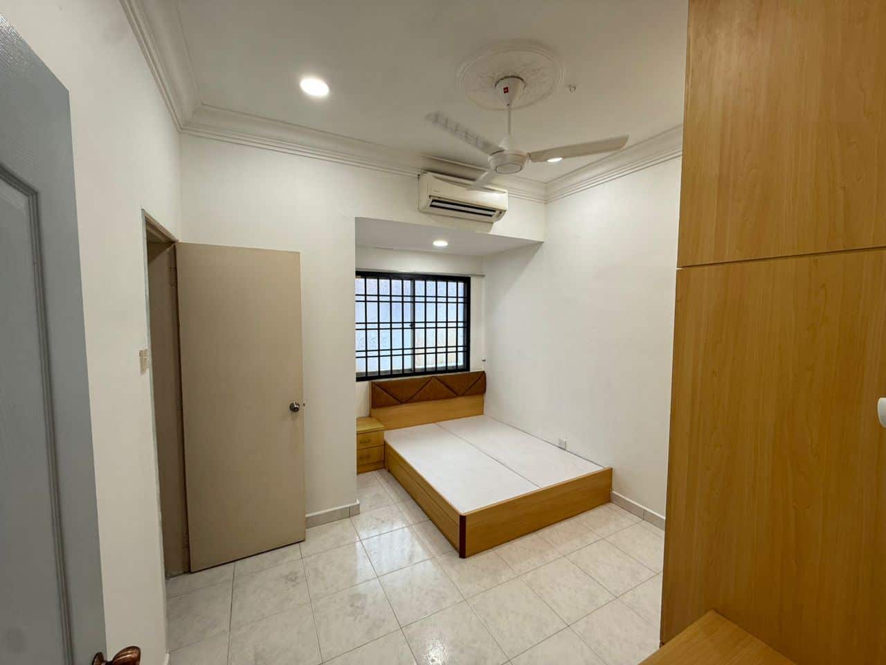 2 Storey Terrace Nusa Jaya Mas 5