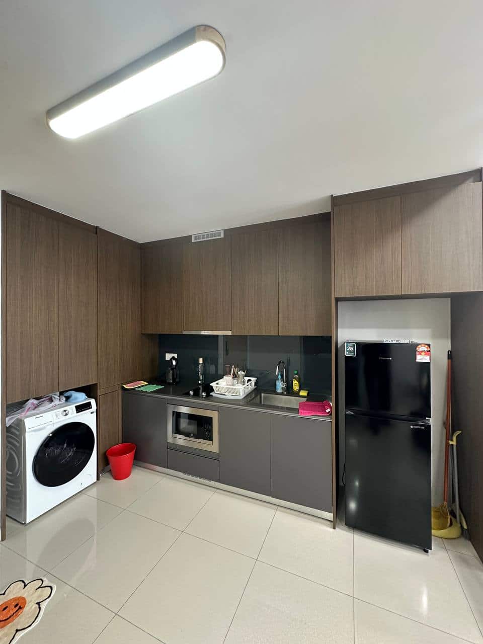 Studio Grand Medini 8