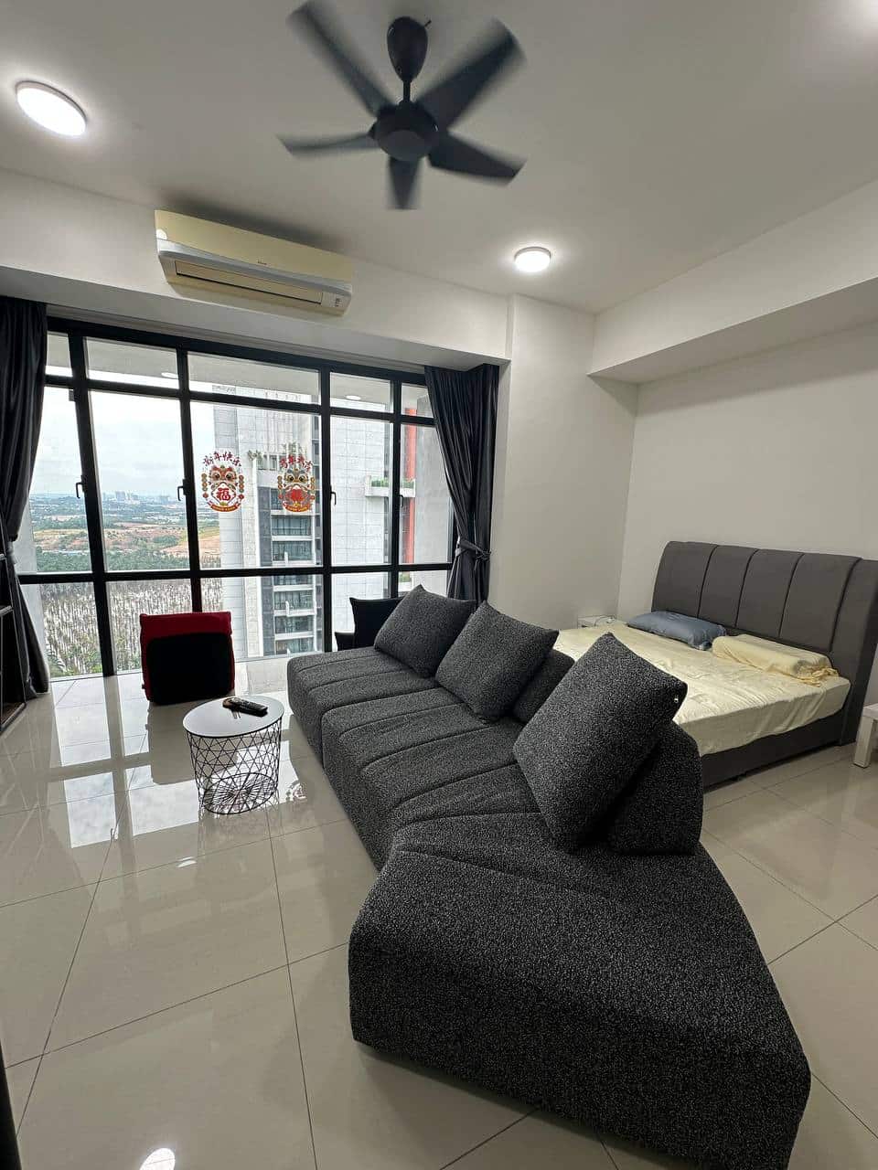 Studio Grand Medini 2