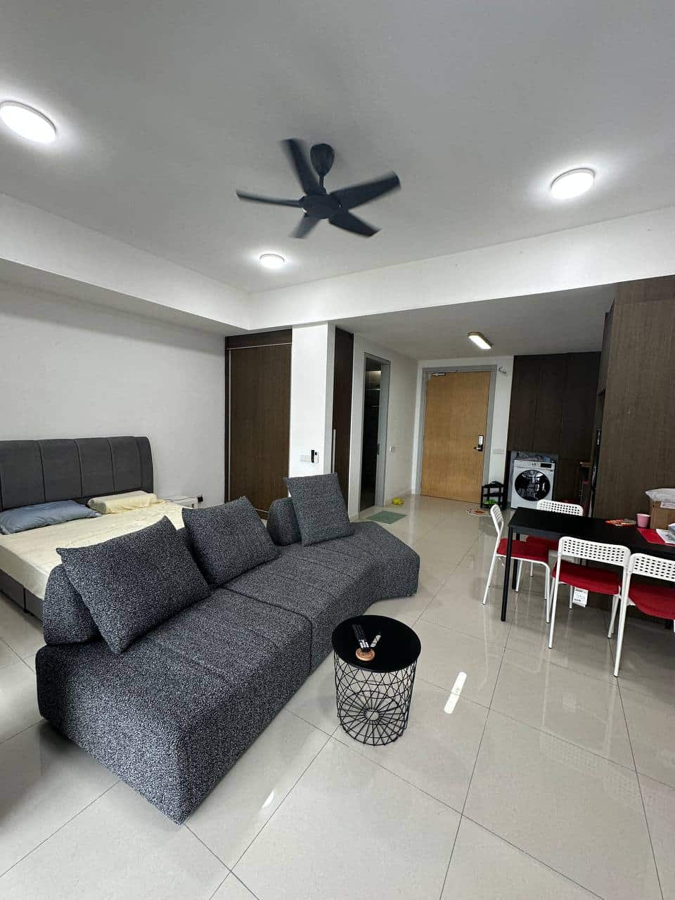 Studio Grand Medini 5