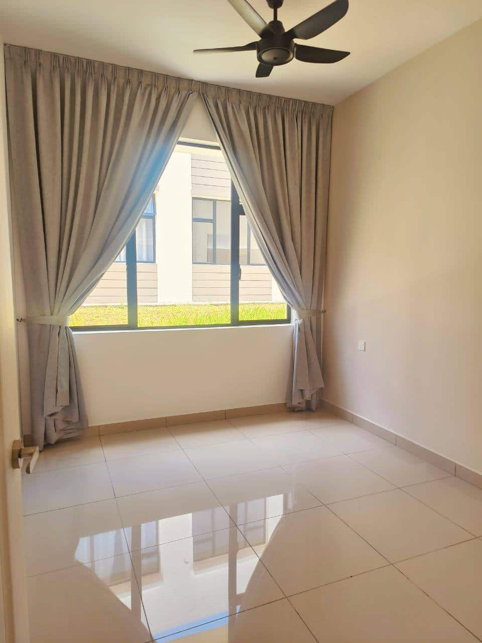 2-Storey Terrace Central Park @ Country Garden Tampoi 8