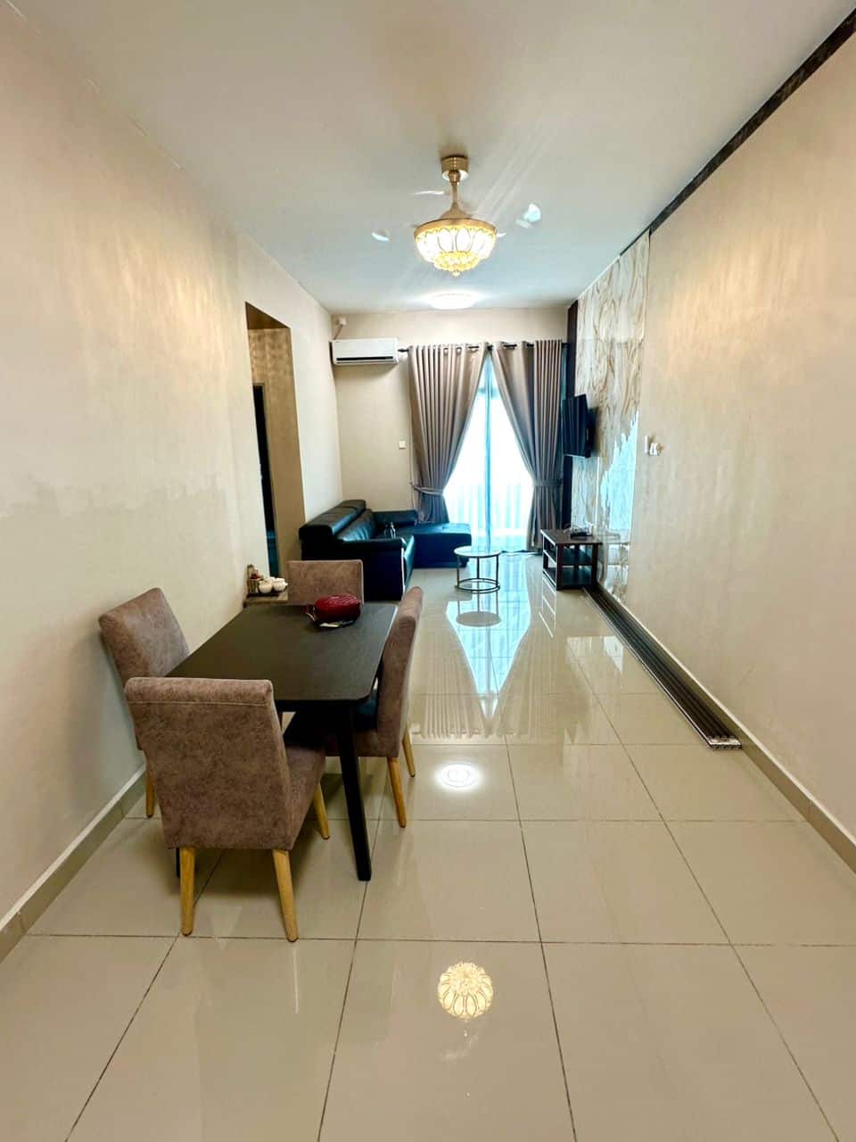 Service Apartment KSL Residence 2