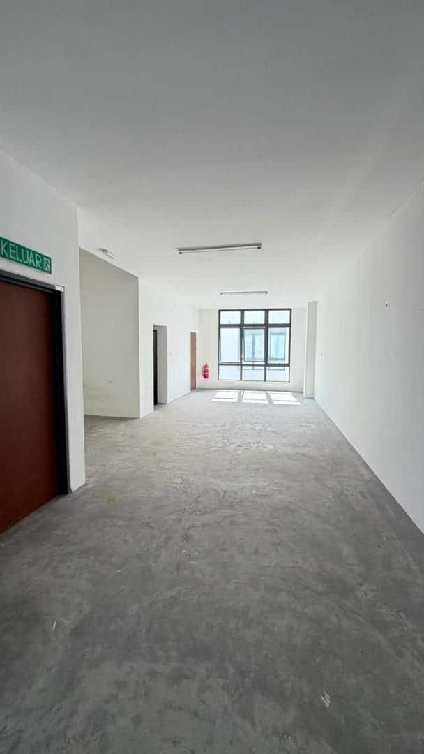 Shoplot Versis medini