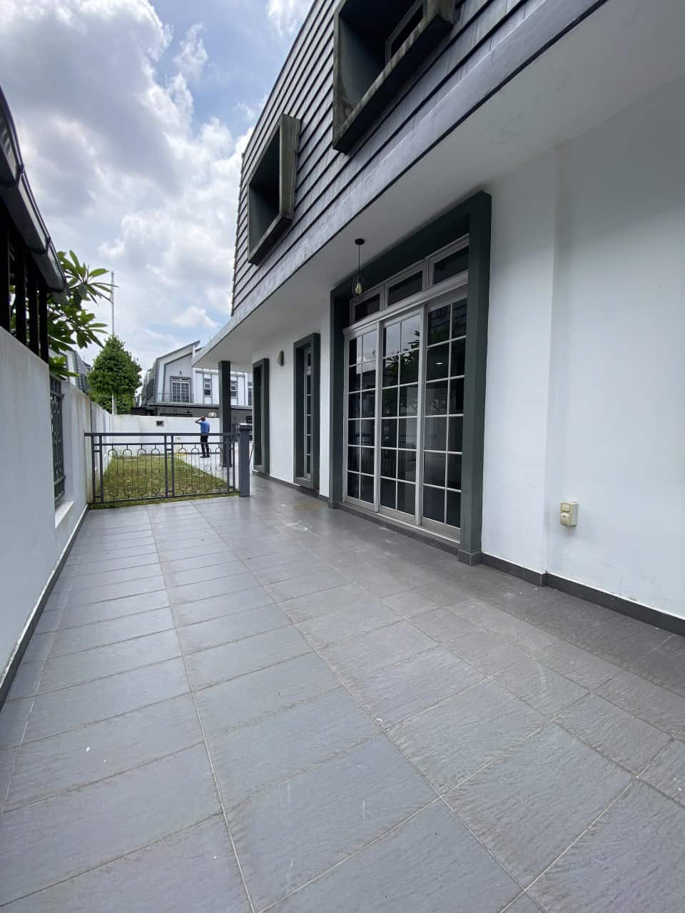 2-Storey Shoplot Jalan Beladau 27 3