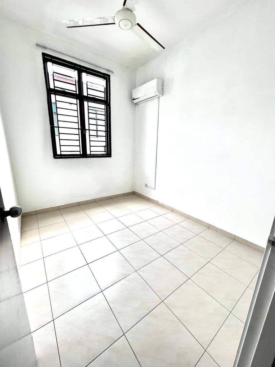Double Storey Bukit Indah 7
