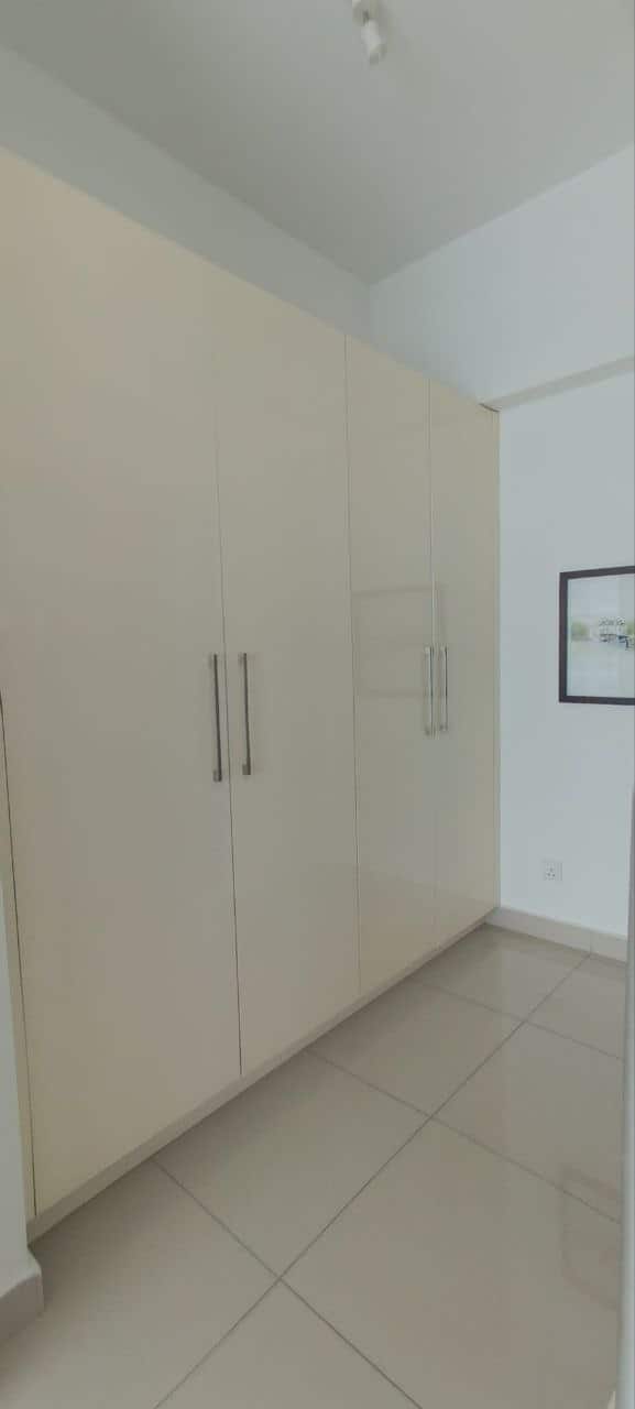 Condo Danga Bay 8