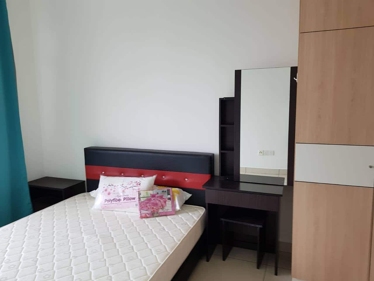 Condominium Golden Sand Seaview 1
