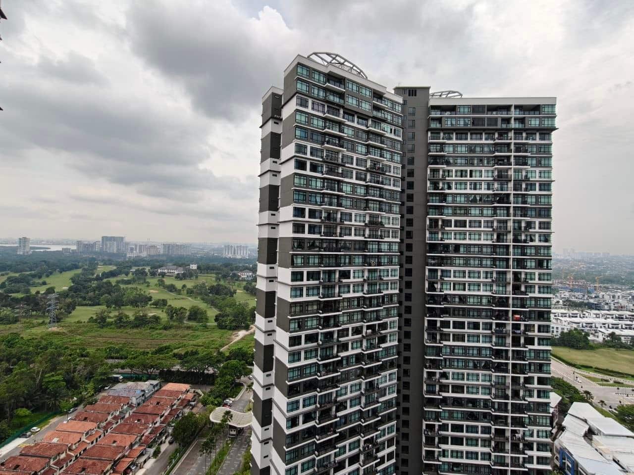 Studio Molek Regency 4