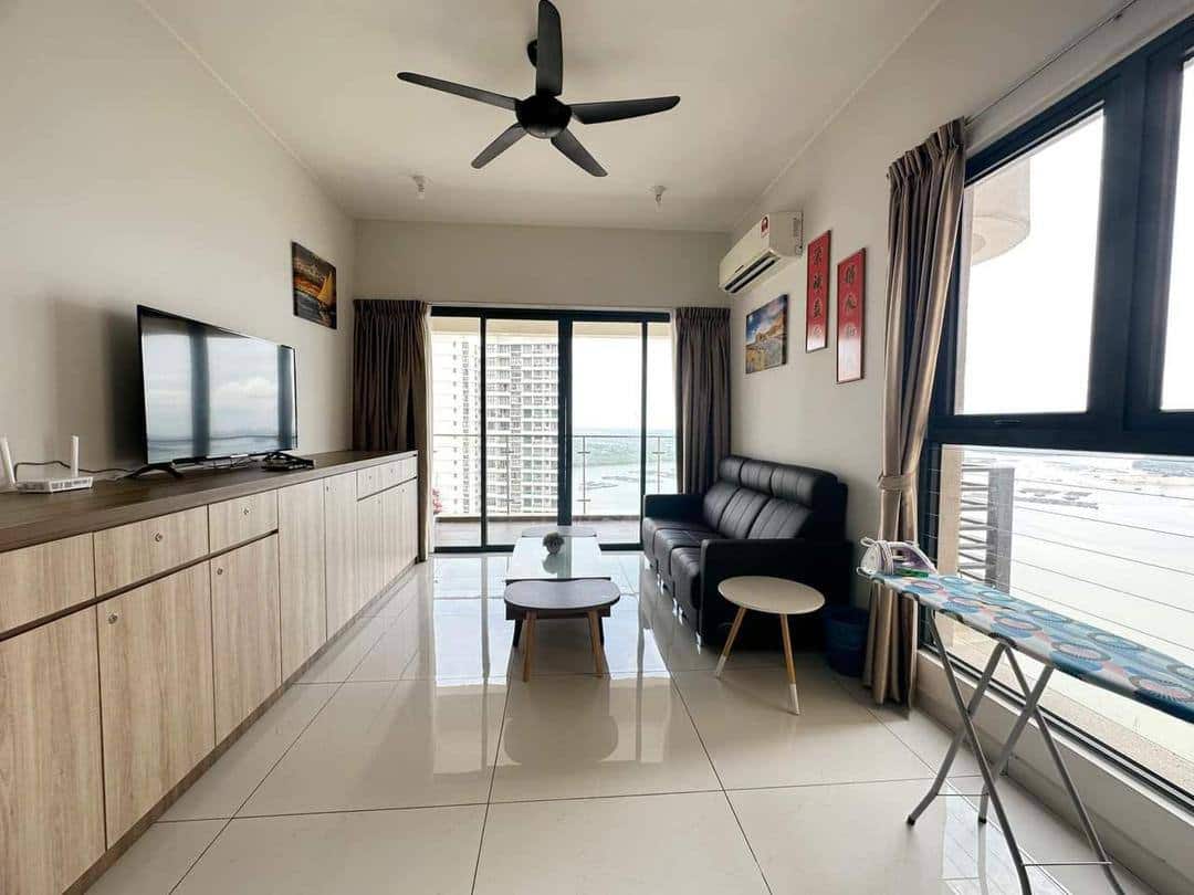 Condo Amberside Country Garden Danga Bay 2