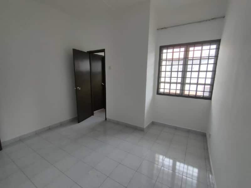 2 Storey Terrace House Bandar Putra Kulai 6