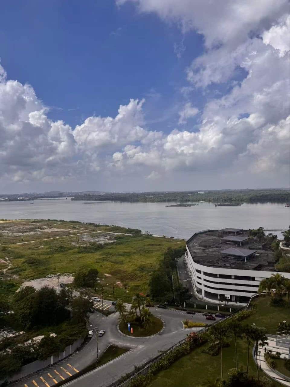 Condominium Bay Point 9