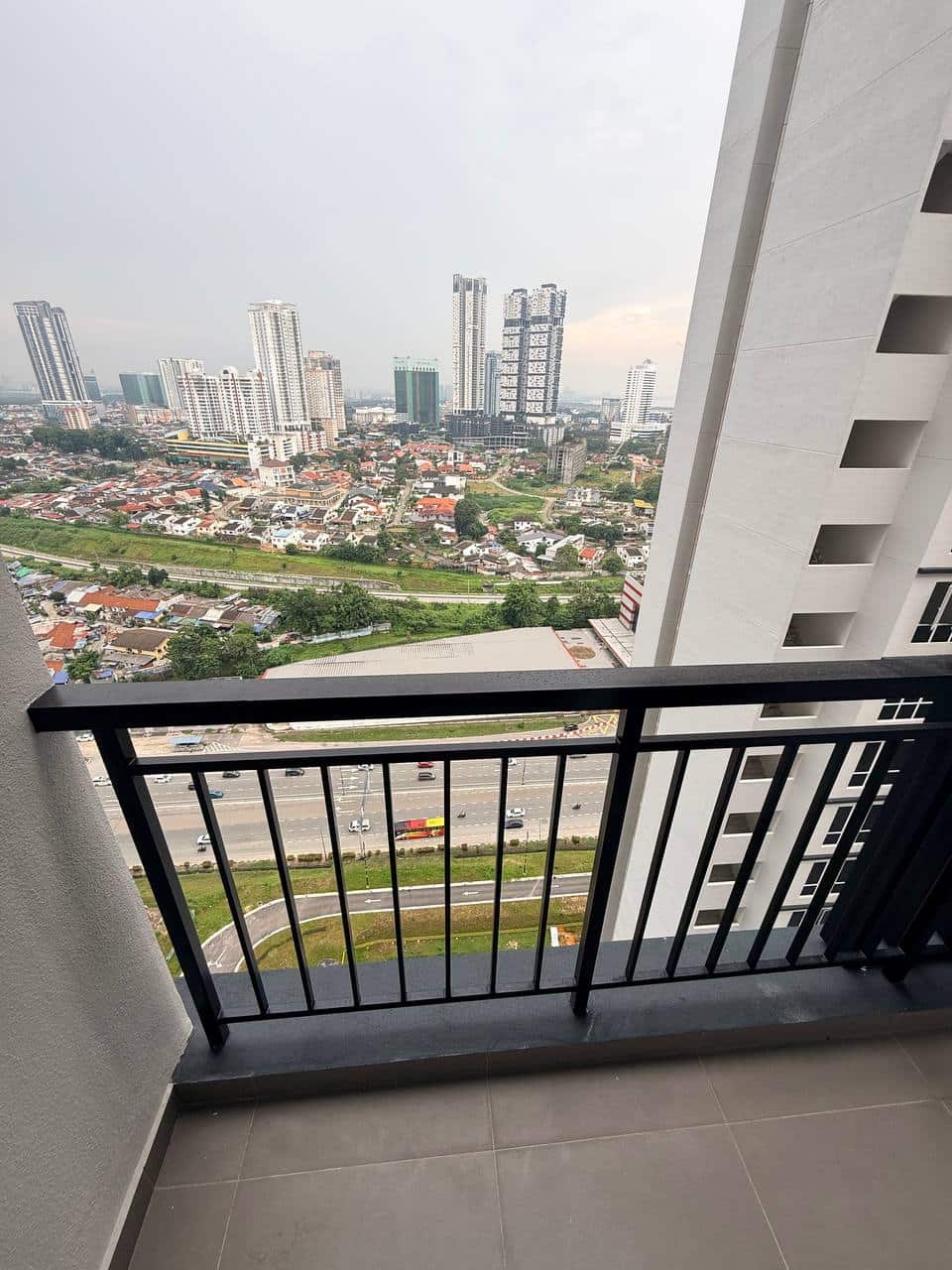 Condominium JB Town 7