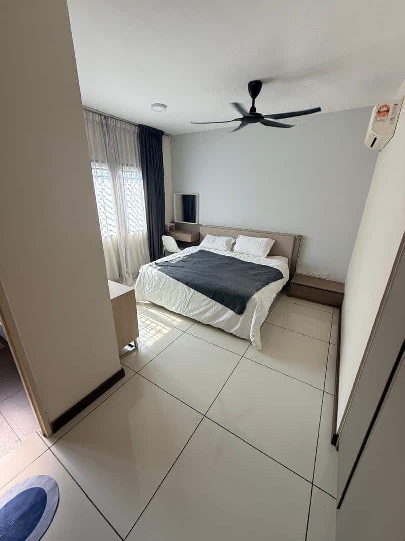 Apartment Larkin Residence