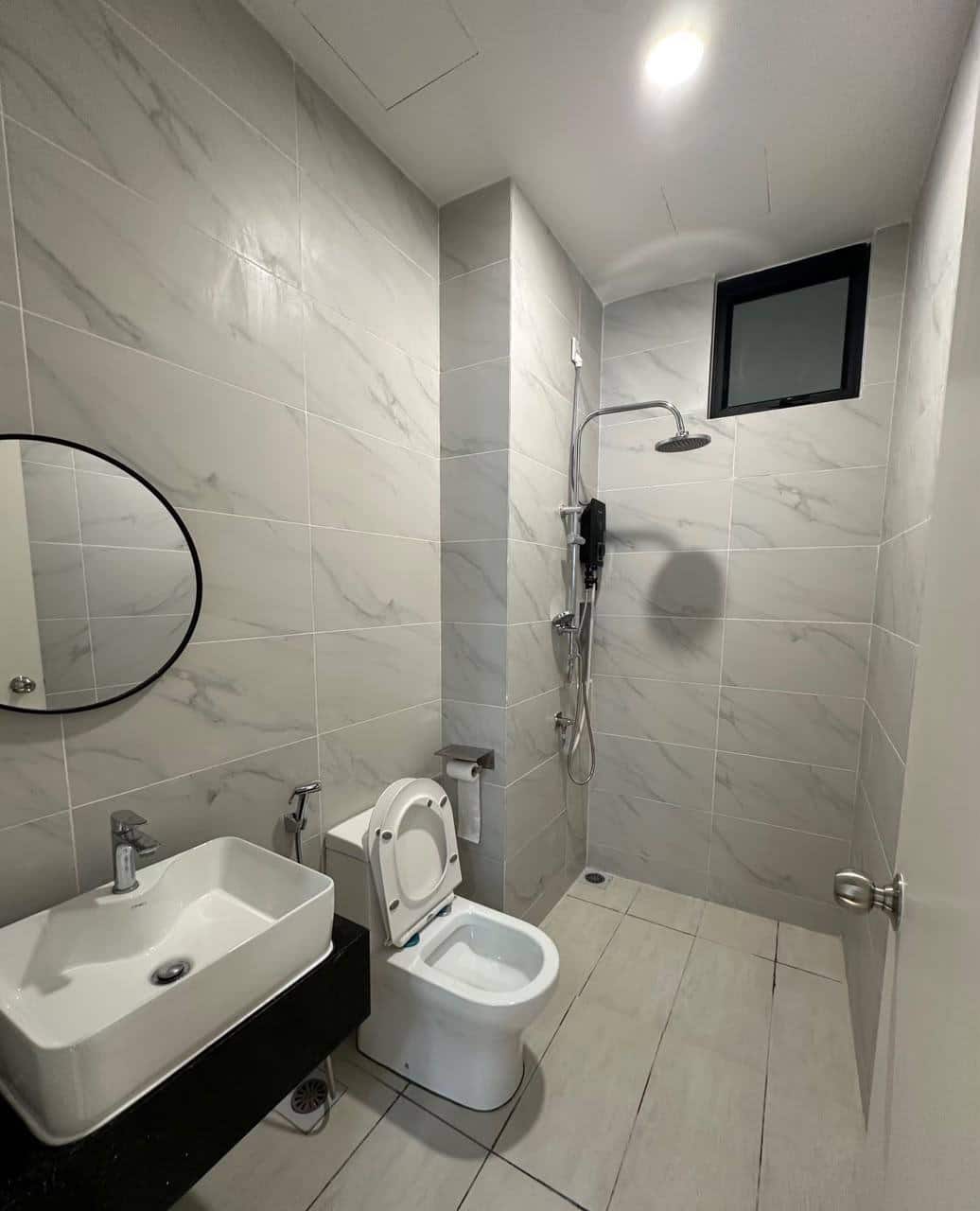 Condo Space Residency 7