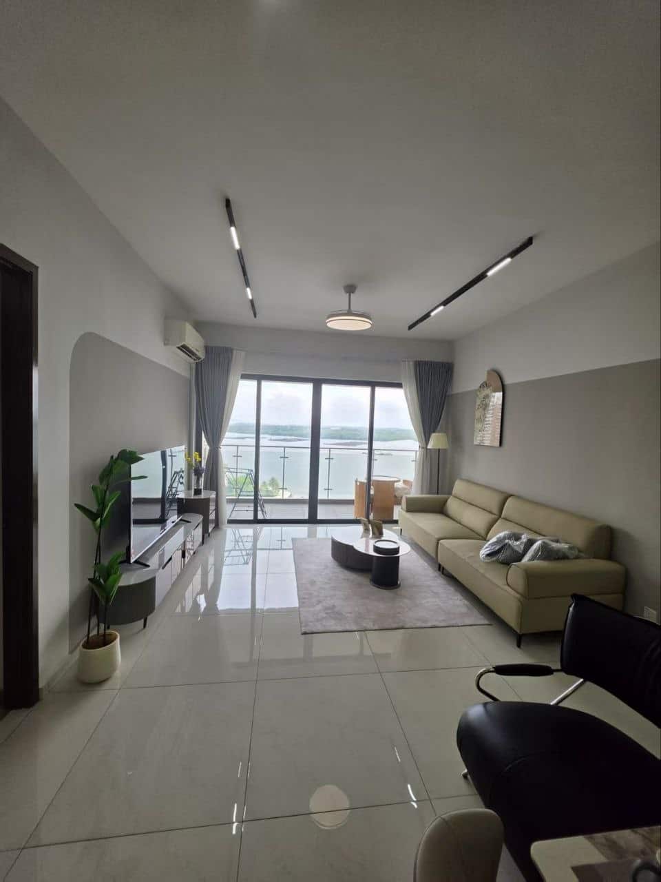 Condo WTL Royal strand 1