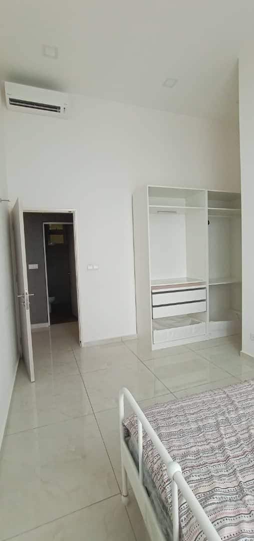 Condominium Havona @ Mount Austin 4