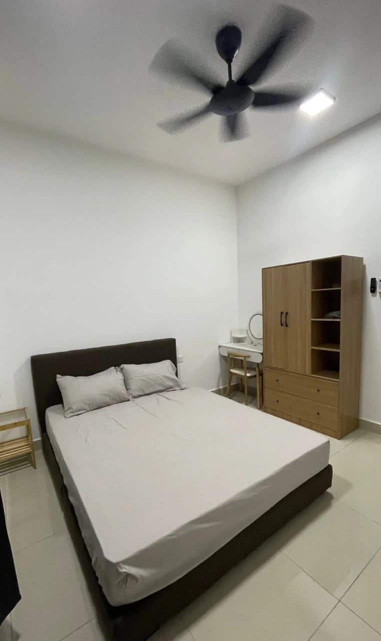 Condo Trellis Residence 3