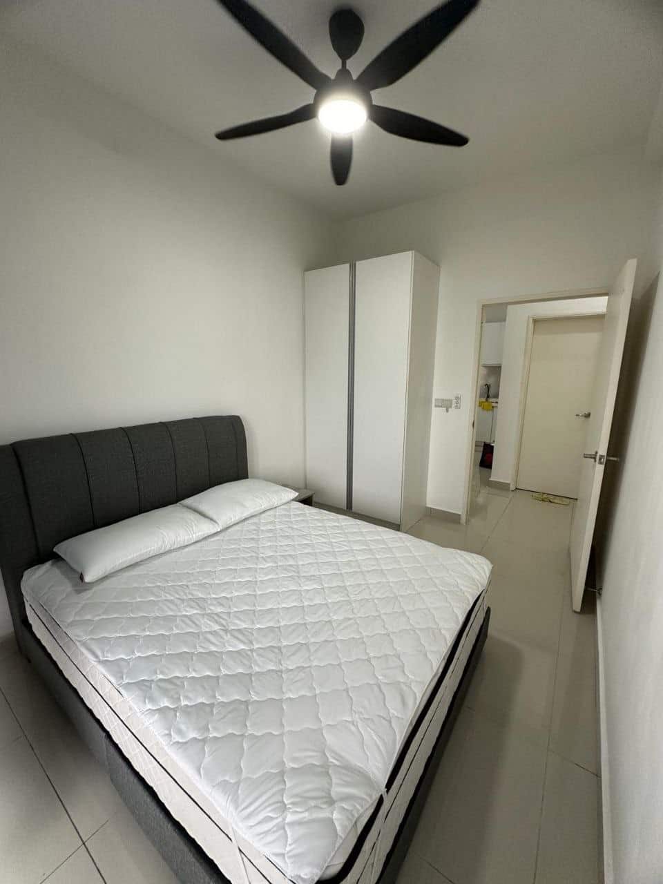 Condo Meridin Medini 5