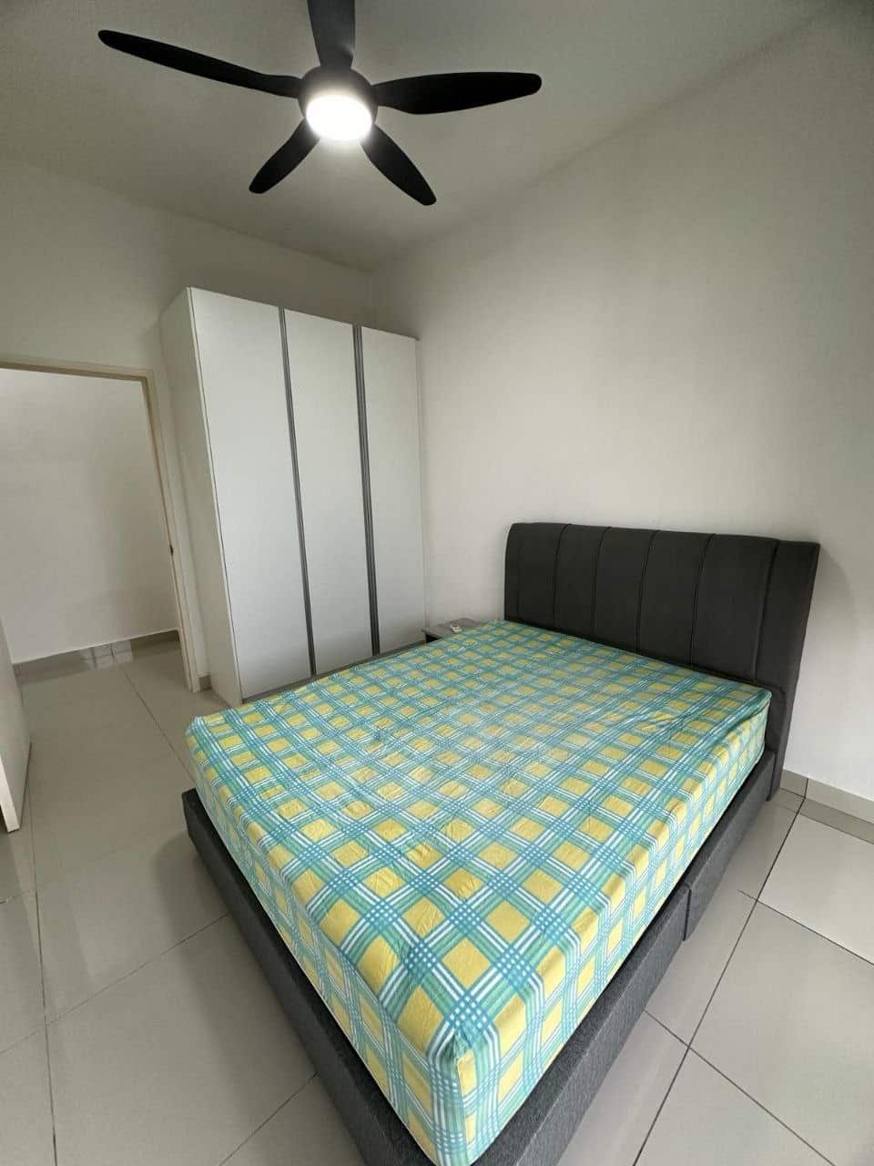 Condo Meridin Medini 6