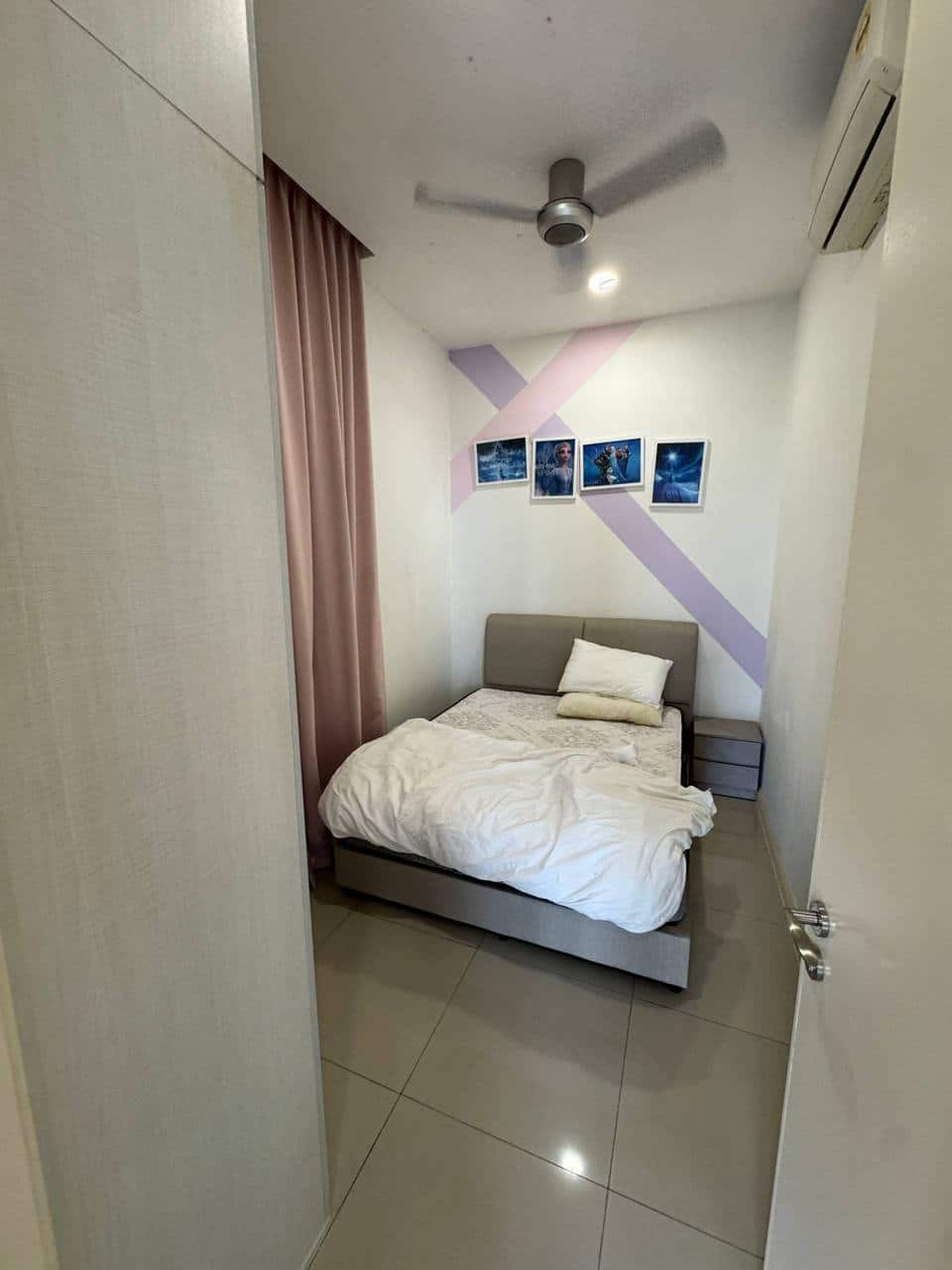 Condominium Medini 5